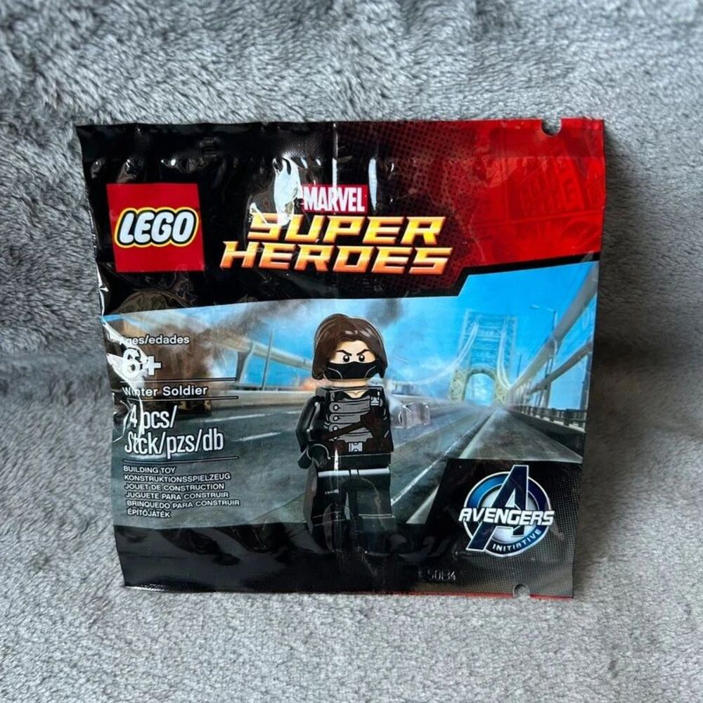 LEGO Marvel: Winter Soldier Minifigure Polybag (5002943) New Sealed Bucky Barnes